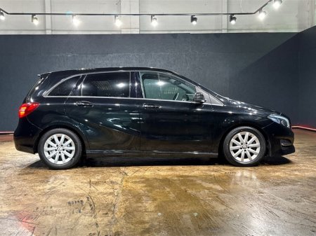 2017 Mercedes-Benz B Class B180 1.6L AUTOMATIC - CRUISE CONTROL - REVERSE CAMERA/PARKING SENSORS - HEATED SEATS €15,950