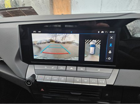 2025 Opel Astra ELEGANCE 1.2 110PS €28,950 thumbnail