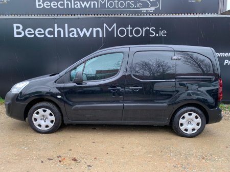 2017 Peugeot Partner 1.6 HDI 75BHP PROFESSIONAL 3 SEATER // PRICE EXCL. VAT // ONE OWNER // EXCELLENT SERVICE HISTORY // €6,463 thumbnail