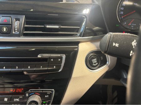 2019 BMW X1 - thumbnail 11