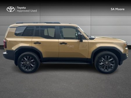 2025 Toyota Landcruiser - thumbnail 3