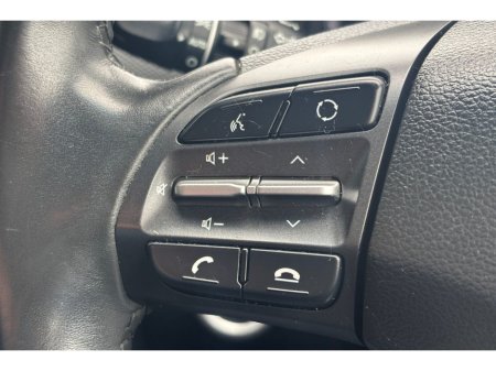 2020 Hyundai Kona PREMIUM €15,305 thumbnail