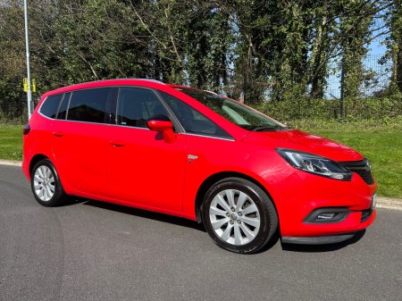 2017 Opel Zafira - thumbnail 1