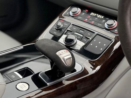 2014 Audi A8 - thumbnail 10