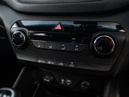 2016 Hyundai Tucson - thumbnail 23