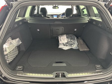 2026 Volvo V60 - thumbnail 9