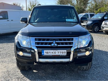 2016 Mitsubishi Shogun - view 2