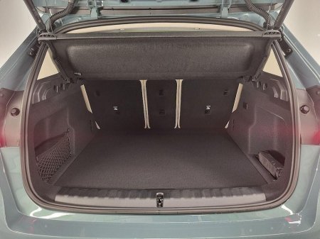 2025 BMW iX1 - thumbnail 13