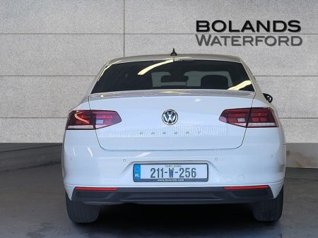 2021 Volkswagen Passat - thumbnail 15