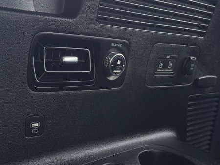 2024 Kia Sorento DSL PE 7S €56,950 thumbnail