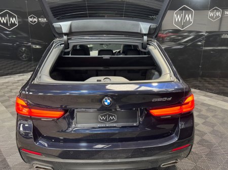 2021 BMW 5 Series - thumbnail 27