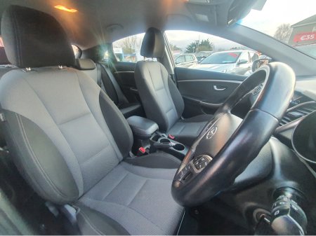 2015 Hyundai i30 1.6 DELUXE 5DR (NCT 10/26) €7,995 thumbnail