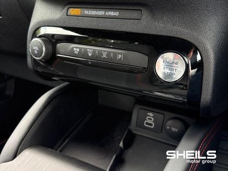 2025 Ford Kuga ST-Line Automatic 2.5 Petrol Hybrid *Demo* thumbnail