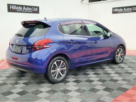 2017 Peugeot 208 ALLURE 1.2 PETROL 5DR AUTOMATIC €10,950 thumbnail