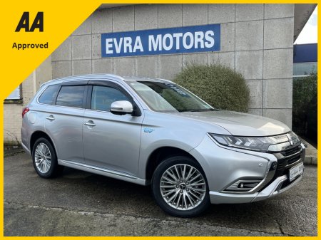 2019 Mitsubishi Outlander G PLUS AUTOMATIC 2.4 PETROL PLUG IN HYBRID //LOW MILES//KEYLESS ENTRY//REVERSE CAMERA//HEATED SEATS AND STEERING WHEEL//ADAPTIVE CRUISE CONTROL// €23,950