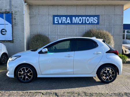 2020 Toyota Yaris - thumbnail 6