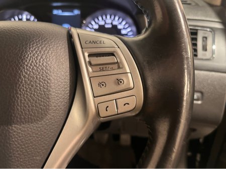 2015 Nissan Pulsar - thumbnail 11