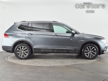 2018 Volkswagen Tiguan - thumbnail 2