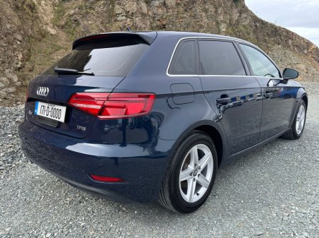 2017 Audi A3 - thumbnail 3