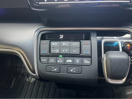 2021 Honda Stepwagon - thumbnail 20