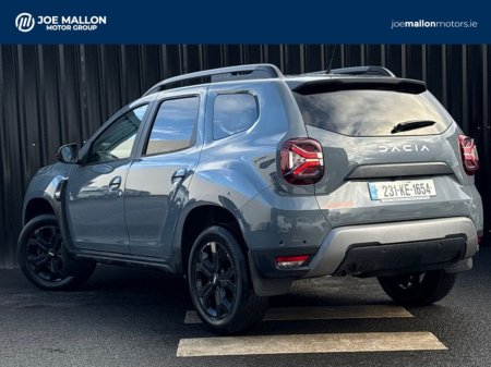 2023 Dacia Duster 1.5 Blue dCi 115 Extreme SE €23,950 thumbnail