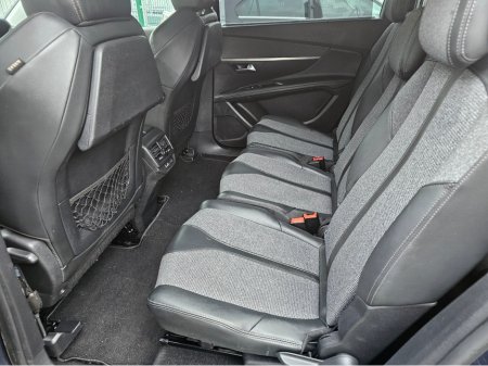 2019 Peugeot 5008 ALLURE 1.5 BLUE HDI 130 6 6.2 4DR €19,950 thumbnail