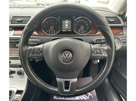 2012 Volkswagen Passat - thumbnail 21