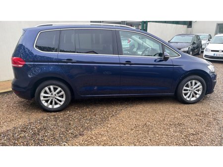 2018 Volkswagen Touran 2.0 COMFORTLINE AUTO €26,500 thumbnail