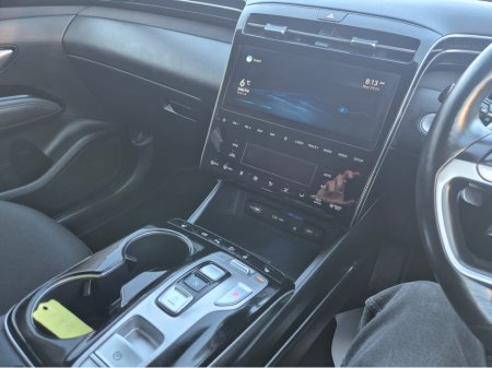 2022 Hyundai Tucson PREMIUM TGDI PHEV €29,950 thumbnail