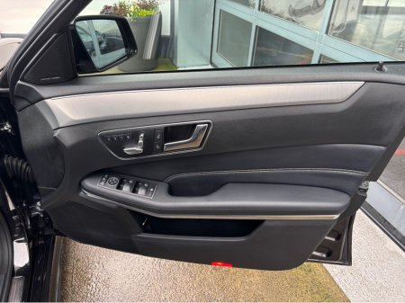 2015 Mercedes-Benz E Class E SERIES BLUETEC AMG NIGHT EDITION 5DR thumbnail