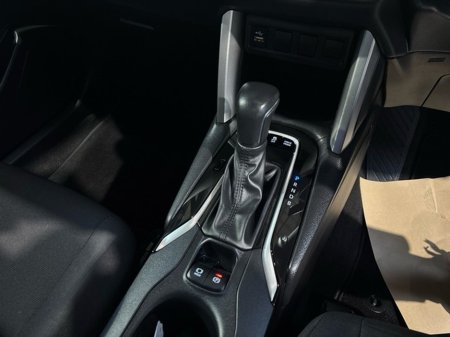 2024 Toyota Corolla Cross LUNA 1.8 HYBRID AUTO €33,750 thumbnail