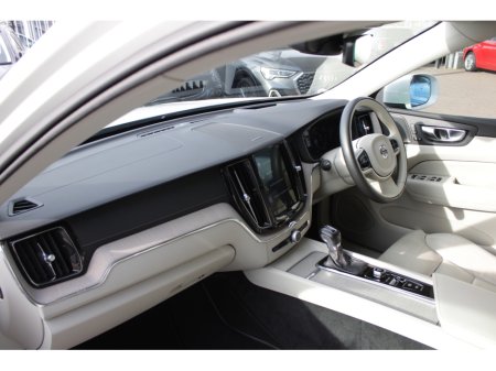 2020 Volvo XC60 - thumbnail 23