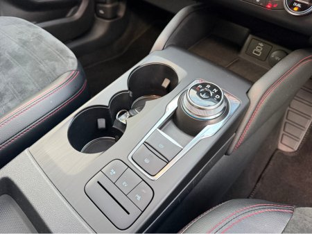 2022 Ford Kuga - thumbnail 27