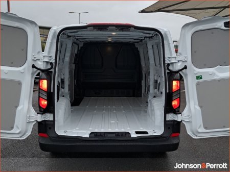 2026 Ford Transit Custom LWB Leader €32,560 thumbnail