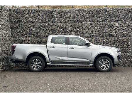 2025 Isuzu D-MAX - thumbnail 3