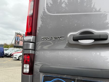 2021 Renault Trafic - thumbnail 12