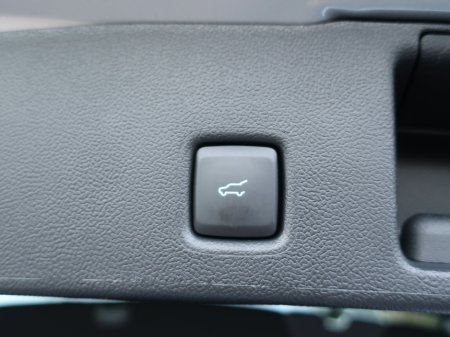 2026 Ford Kuga 2.5 Duratec 243PS PHEV ST-Line X Ed Auto €48,995 thumbnail