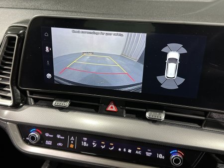 2023 Kia Sportage Plug In Hybrid 4x4 K3 €34,900 thumbnail