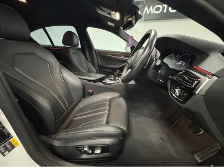 2019 BMW 5 Series *BMW 530E* *LOW MILEAGE* *AUTOMATIC* *HEATED LEATHER ELECTRIC SEATS* *REVERSE CAMERA* *FINANCE AVAILABLE* *TRADE INS WELCOME* €28,950 thumbnail