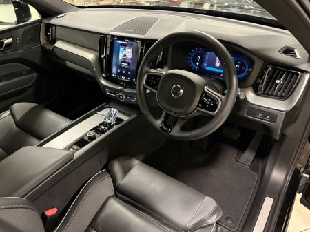 2025 Volvo XC60 T6 PLUS BLACK EDITION AWD=PAN ROOF//HUGE SPEC//AS NEW=2 YEAR VOLVO WARRANTY=TAILORED FINANCE PACKAGES AVAILABLE=TRADE IN’S WELCOME €62,995 thumbnail