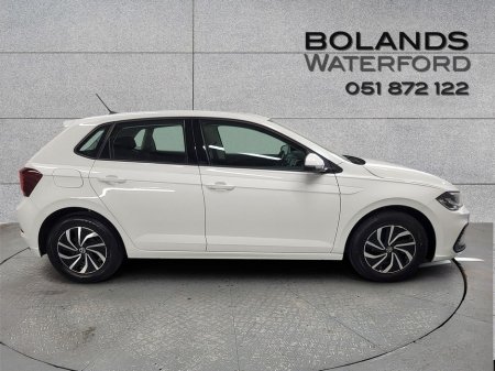 2023 Volkswagen Polo 1.0 TSI 95HP Life €19,975 thumbnail