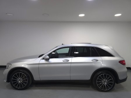 2019 Mercedes-Benz GLC Class  €35,950 thumbnail