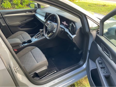 2022 Volkswagen Golf - thumbnail 25