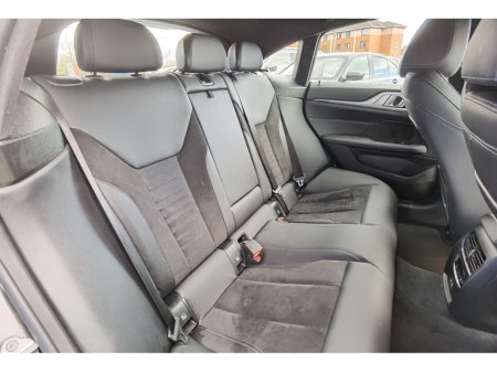 2023 BMW i4 - thumbnail 13