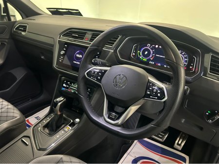 2023 Volkswagen Tiguan - thumbnail 14