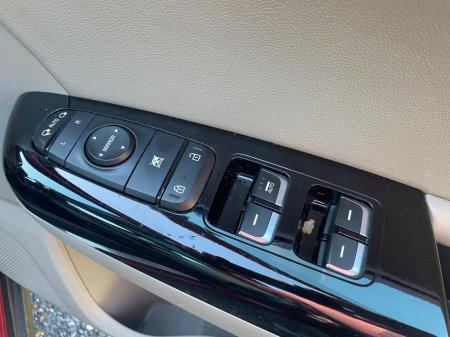 2017 Kia Sportage 1.7 PLATINUM €12,995 thumbnail