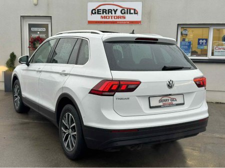 2018 Volkswagen Tiguan 2.0 TDI 115HP MANUAL  COMFORTLINE ** LOW KM'S ** €22,750 thumbnail
