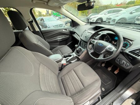 2015 Ford Kuga - thumbnail 10