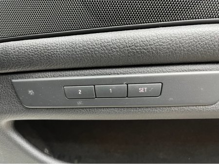 2017 BMW 5 Series - thumbnail 16