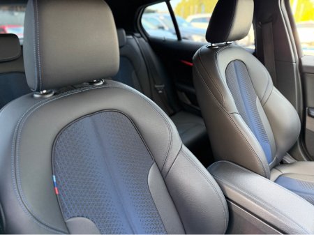 2021 BMW 1 Series - thumbnail 13